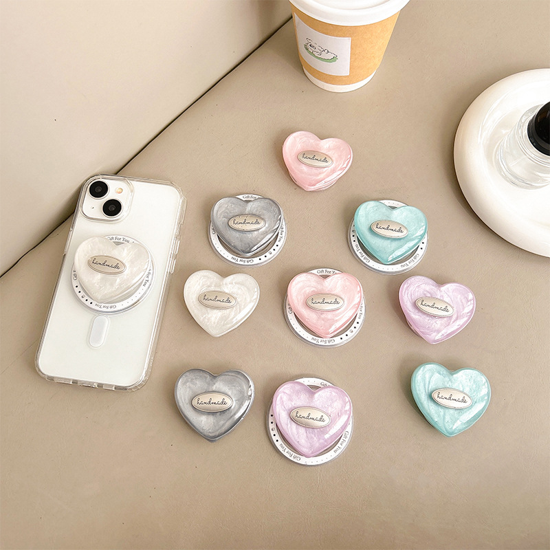 Supporto per telefono universa - Daith Heart Ring recensione e prezzo
