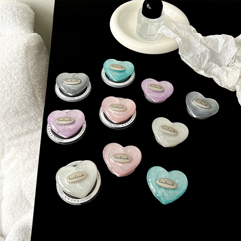Supporto per telefono universa - Daith Heart Ring recensione e prezzo