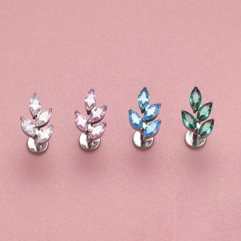 G23 Titanio Gemma CZ Orecchio  - Zoor Body Jewelry recensione e prezzo